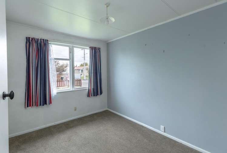 33 Stuart Crescent Masterton_14