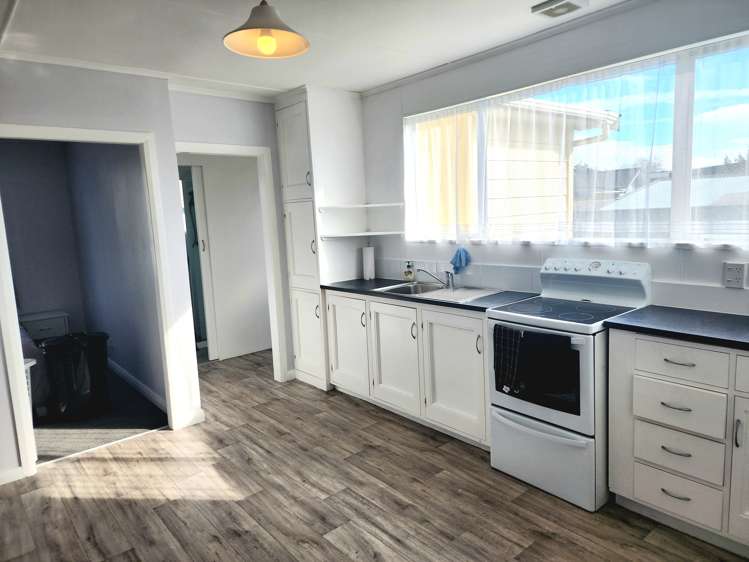 143 Bartholomew Road Levin_8