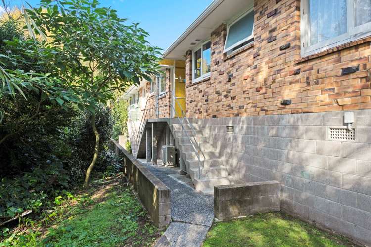 1208 New North Road_2