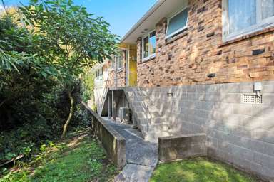1208 New North Road_1