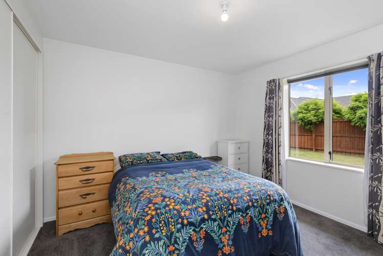 203 Southfield Drive Lincoln_15