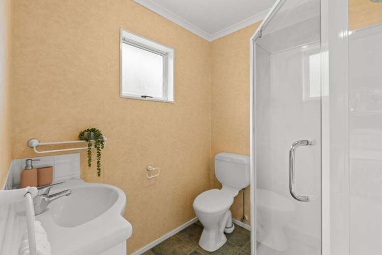 157 No 3 Line Whanganui East_15