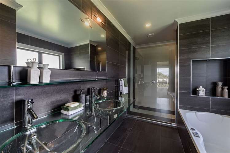 62c Edward Jonkers Drive Riverhead_18