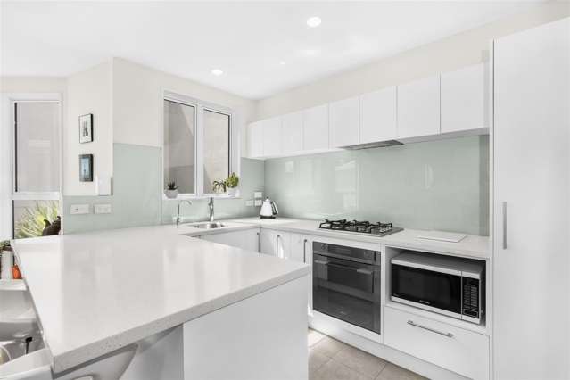 2/70a Sackville Street Grey Lynn_4