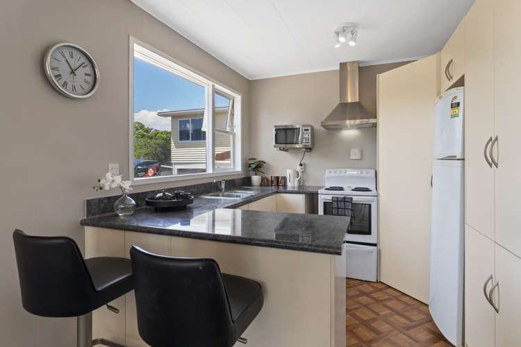 3/26 Park Avenue Titahi Bay_6