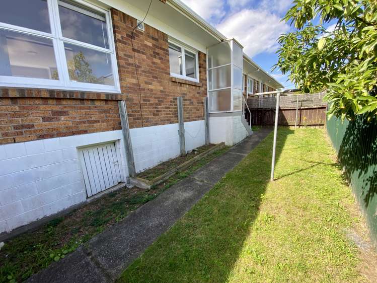 2/49 Shakespeare Road Milford_9