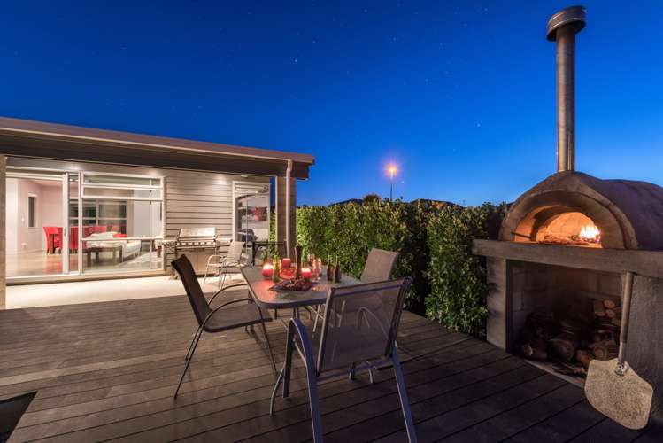 21 Columbia Crescent Beachlands_0