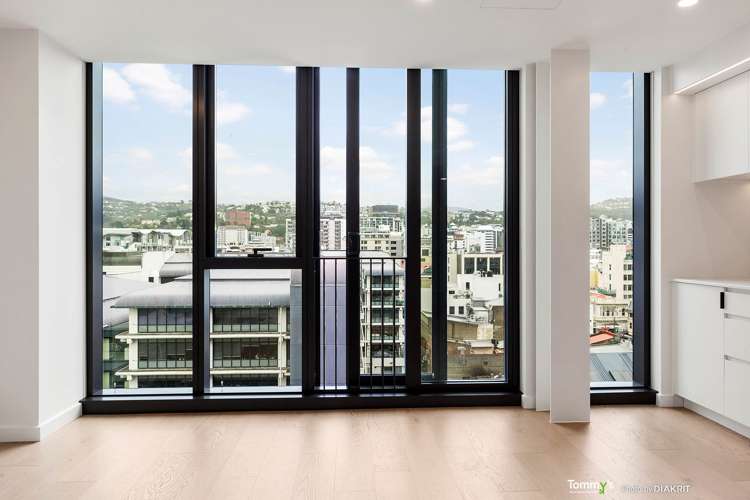 813/10 Alpha Street_0