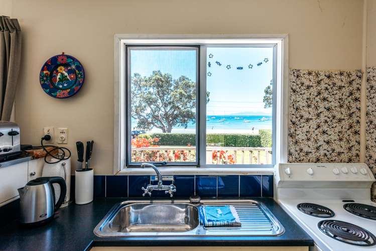 14 Beach Parade Oneroa_11