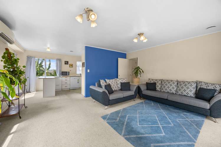 2/34 Rotoiti Avenue Pakuranga Heights_3