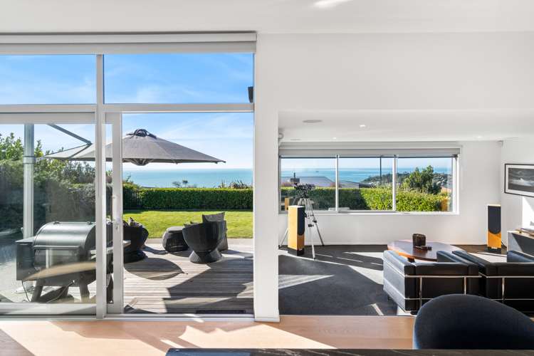 10 Teviotdale Way Richmond Hill_12