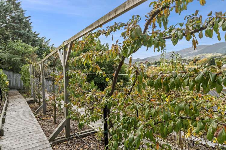 65 Washbourn Drive Richmond_19