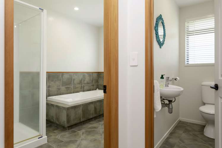 47 Arrowsmith Avenue Waipahihi_23