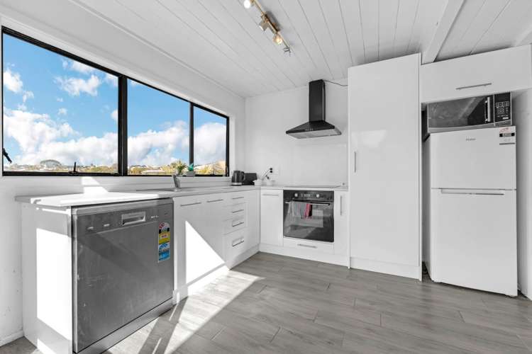 82 Browns Bay Road Rothesay Bay_5