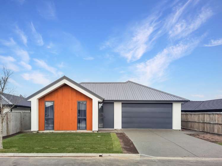 16 Tara Crescent 500171_0