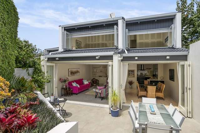 5/212 Hurstmere Road Takapuna_1