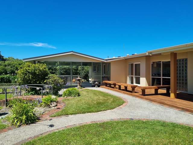 4 Pine Tree Lane Korokoro_1