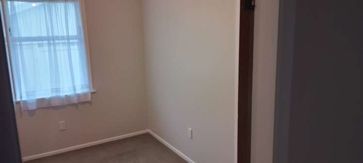 7 Terrance Grove Paparangi_22