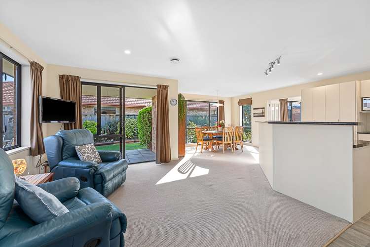 26 Hilton Place Blenheim Central_9