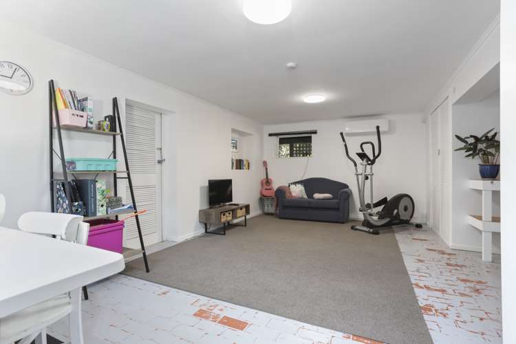 2 Waima Crescent Titirangi_19