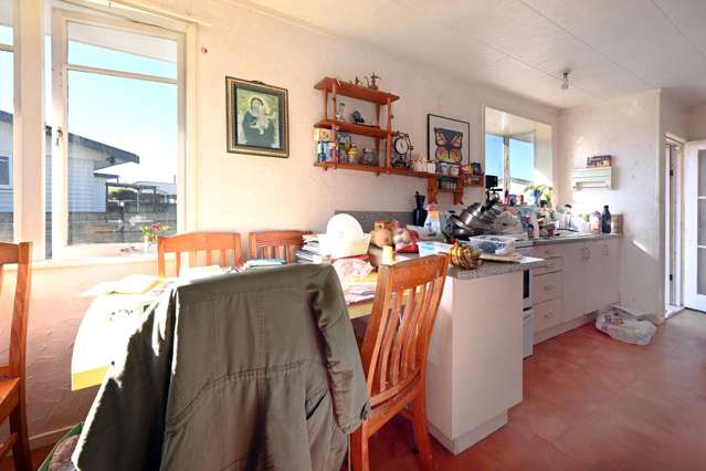 46 Martin Street Utuhina_2