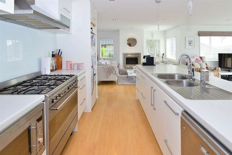 109 Alec Craig Way Gulf Harbour_10