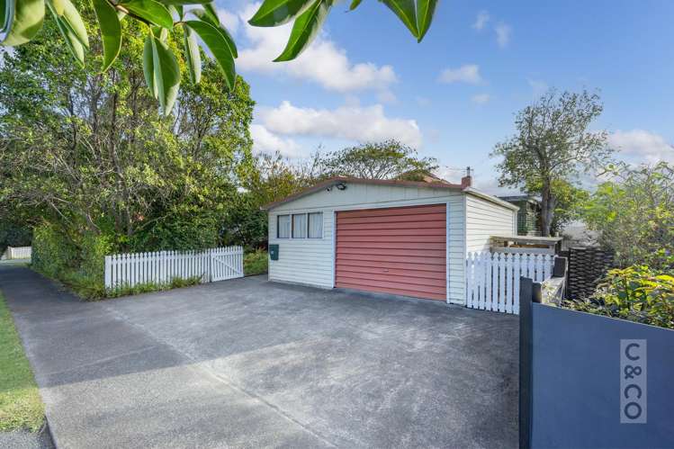 16 Karaka Street Helensville_43