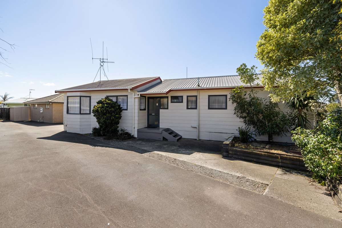 8 and 8A Bartholomew Drive_0