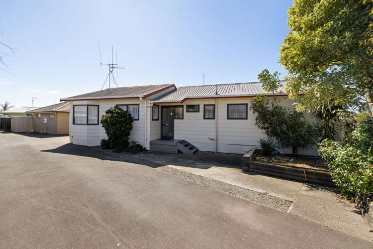 8 and 8A Bartholomew Drive Nawton_0