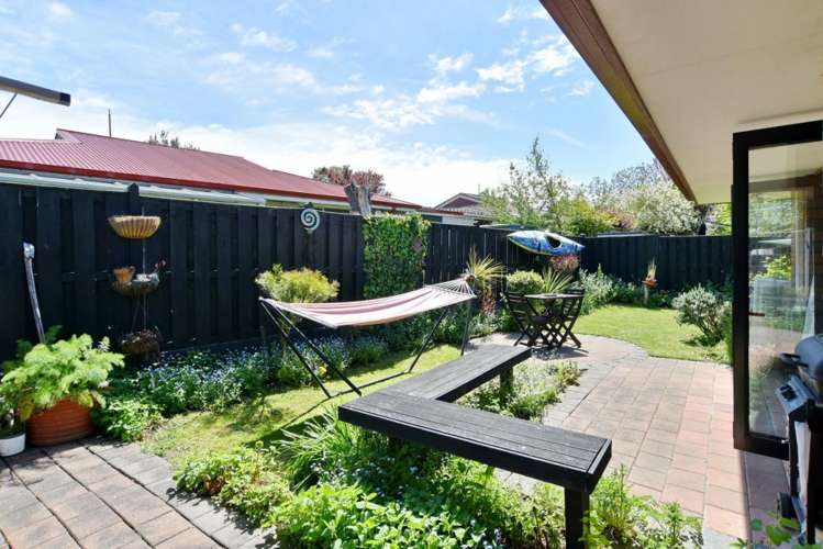 1 Castle Way Beckenham_19