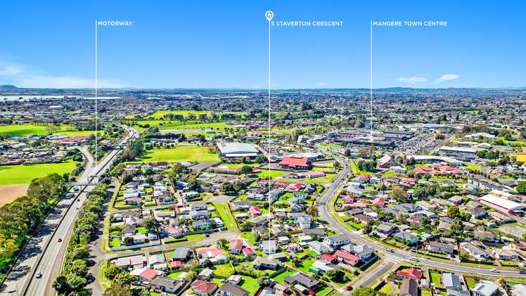 5 Staverton Crescent Mangere_1