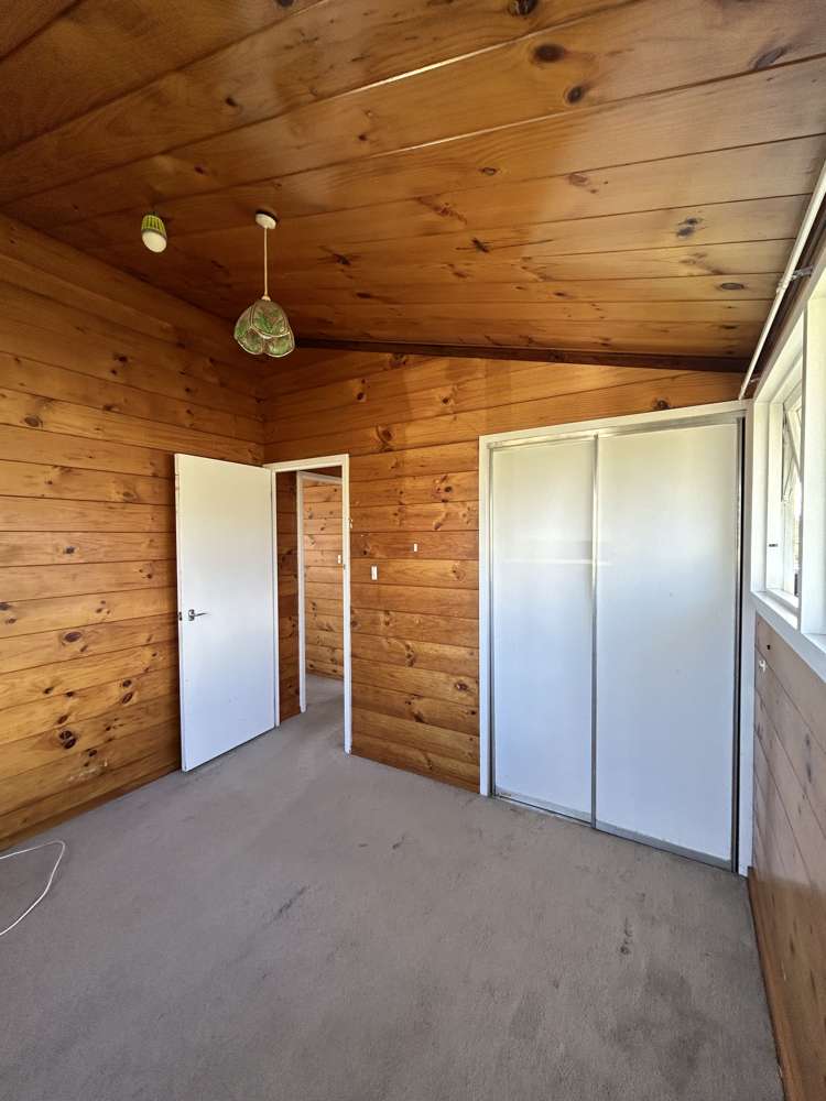 236 West Parkdale Street Tokoroa_13