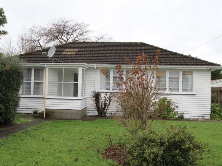 1 Julia Street Pahiatua_13