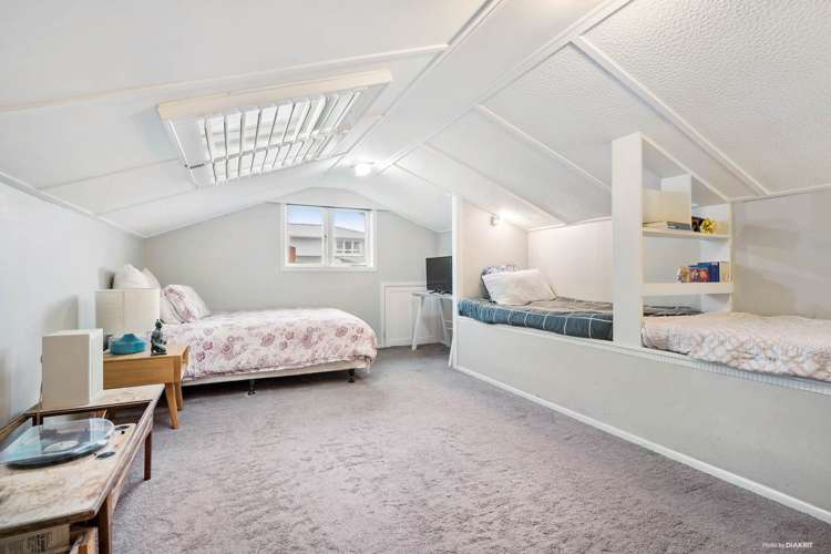 49 Lloyd Avenue Mount Albert_12