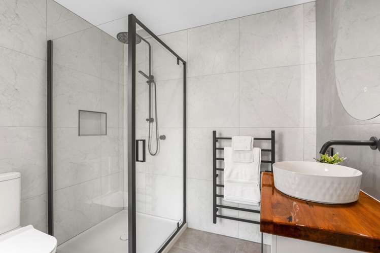 875 German Road Starvation Hill_16