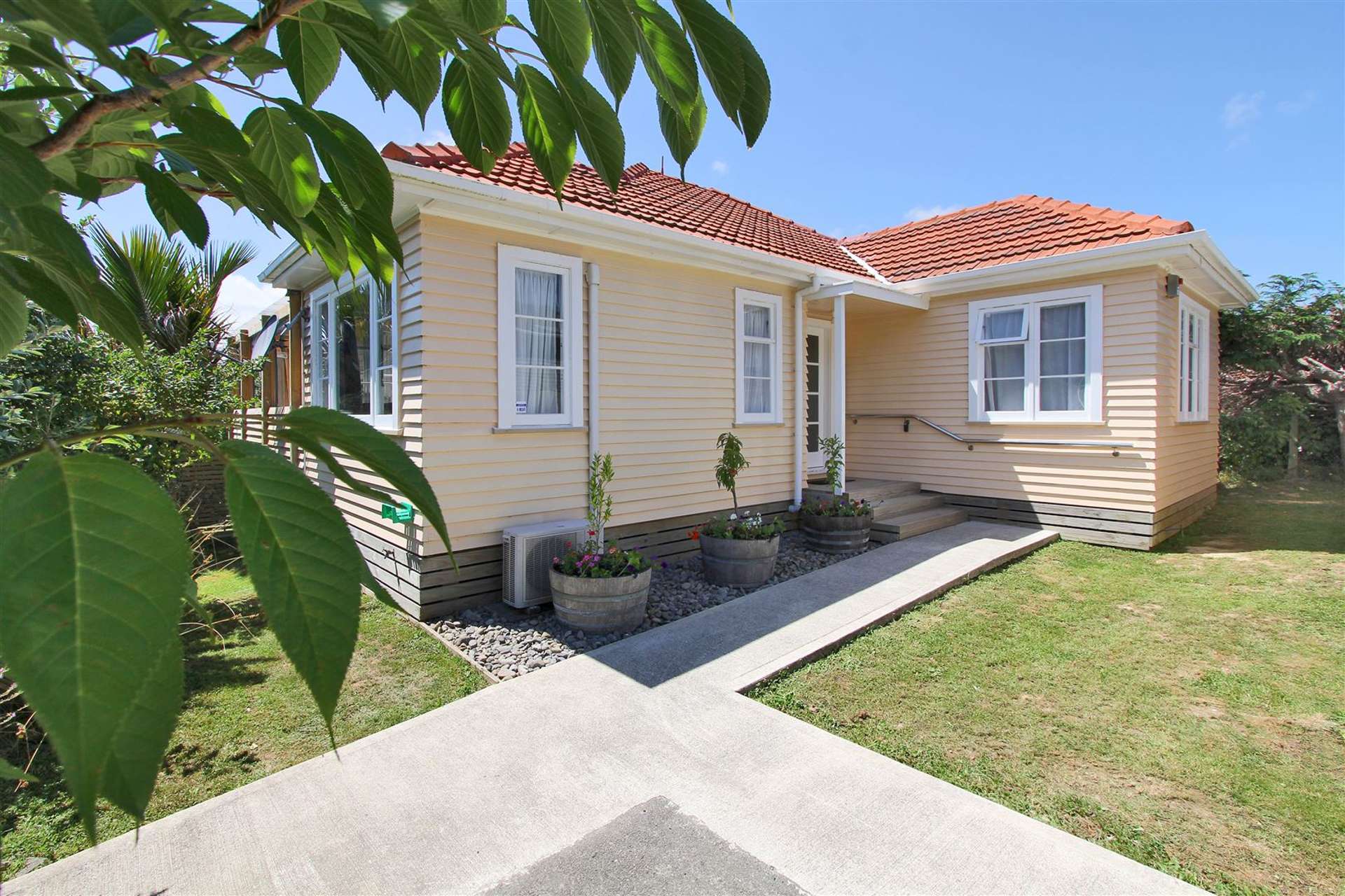 8 Frederick Street Tawa_0