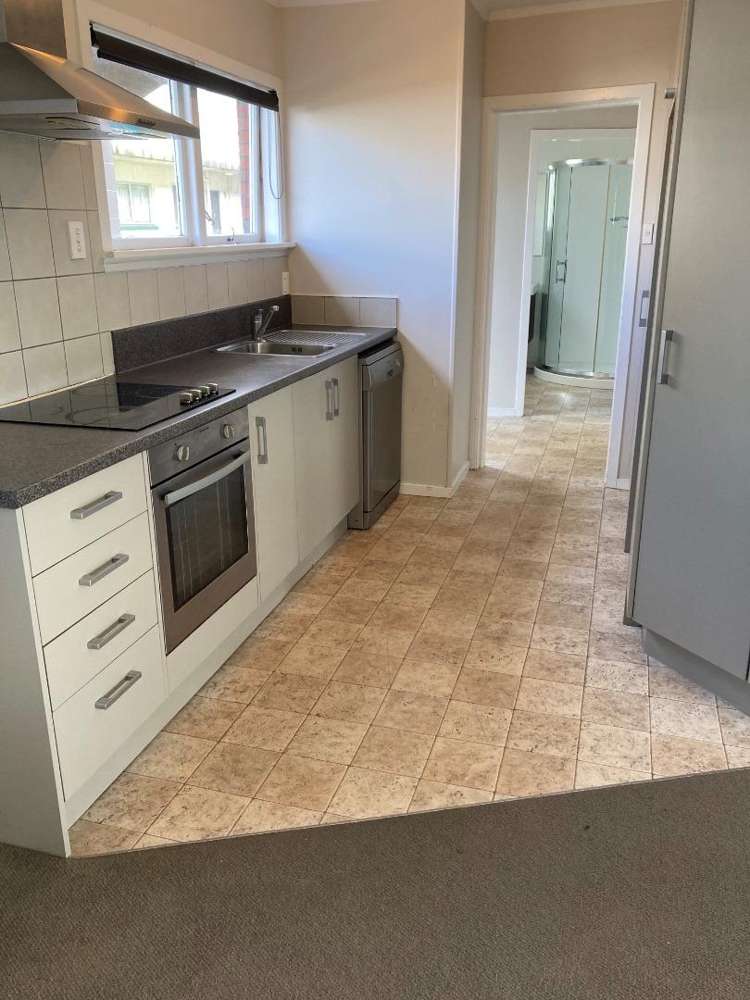 2/44 Wellington Street 1074_2