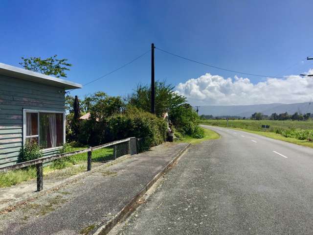 49 Wharf Road Karamea_3