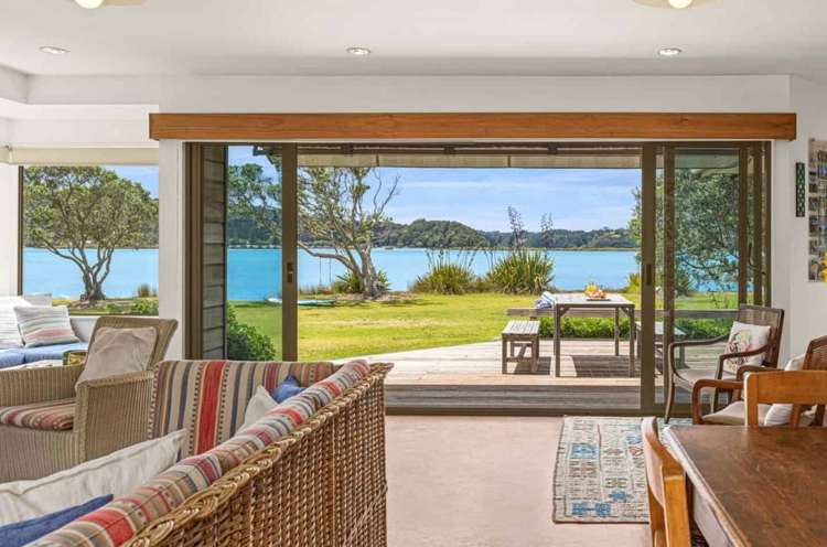 42 Harbour View Road Point Wells_14