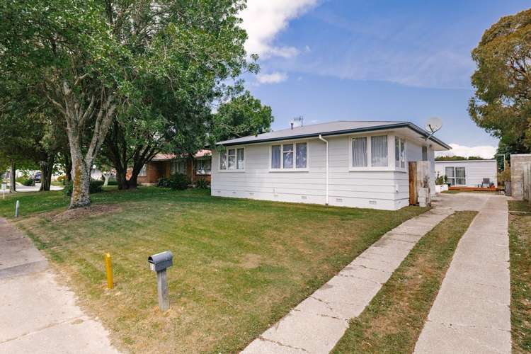 35 Stillwater Place Westbrook_1