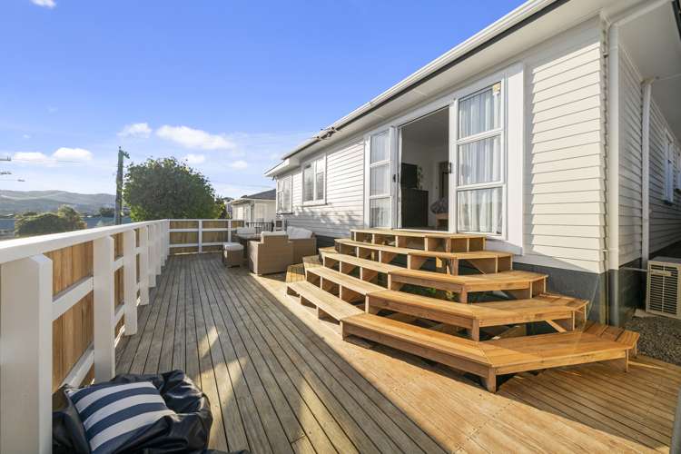 61 Petrie Street Wainuiomata_13