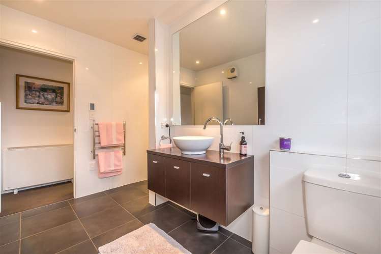 1/26 Idris Road Fendalton_17