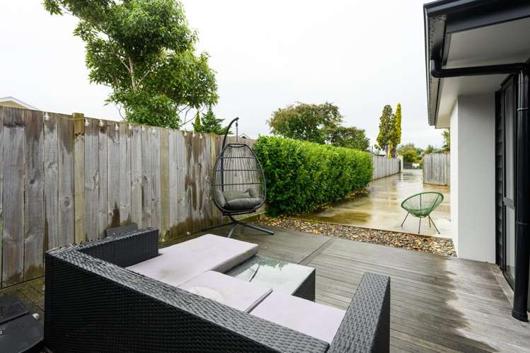 6 Ngaio Street West End_23