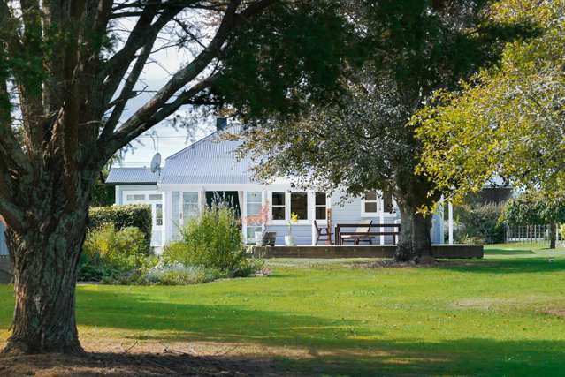 46 School Road Te Horo_1