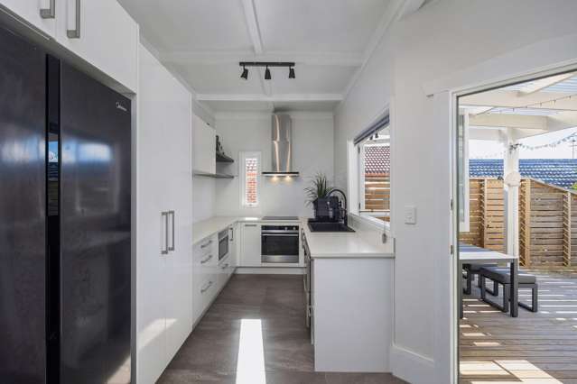 116 Carrington Road Mount Albert_3
