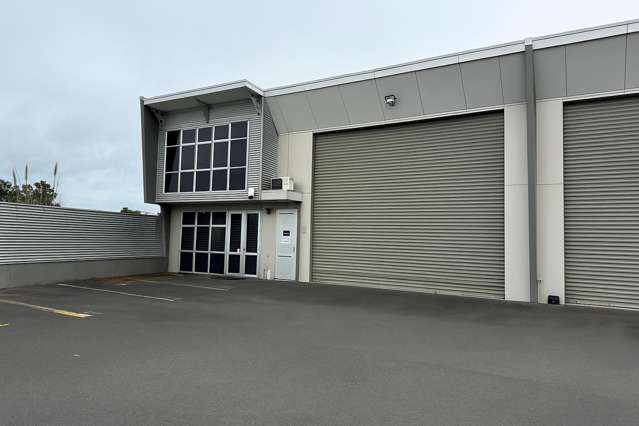 Modern Industrial Unit