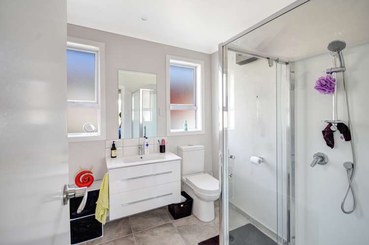 37 Duckworth Street Andersons Bay_17