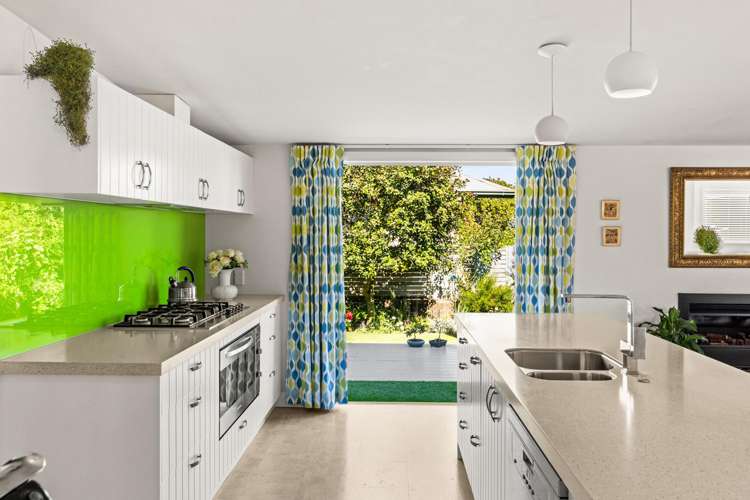 24 Simla Avenue Havelock North_5