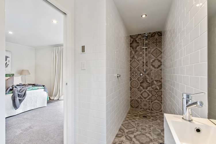 33 Saddleback Rise Murrays Bay_6