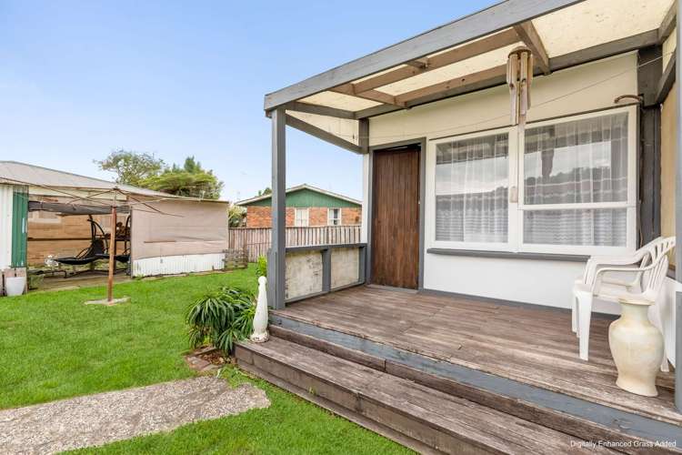 11 Euan Street Mangakakahi_12